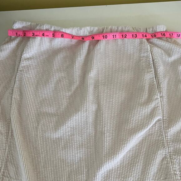 American Eagle Cream Corduroy Ribbed Cream Mini Skirt Size Large Preppy Y2K - Picture 5 of 5